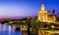 Full day tour to Seville departing from Lagos