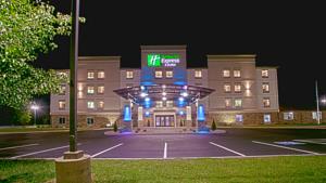 Holiday Inn Express & Suites Evansville North Hotel  Hotels  Warrenton
